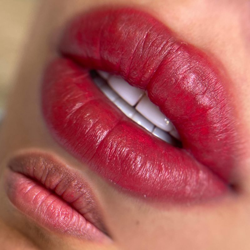 👄