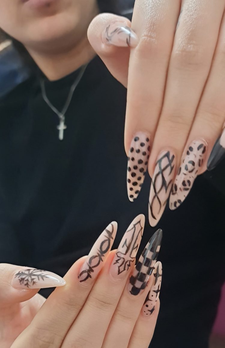 😍🤍