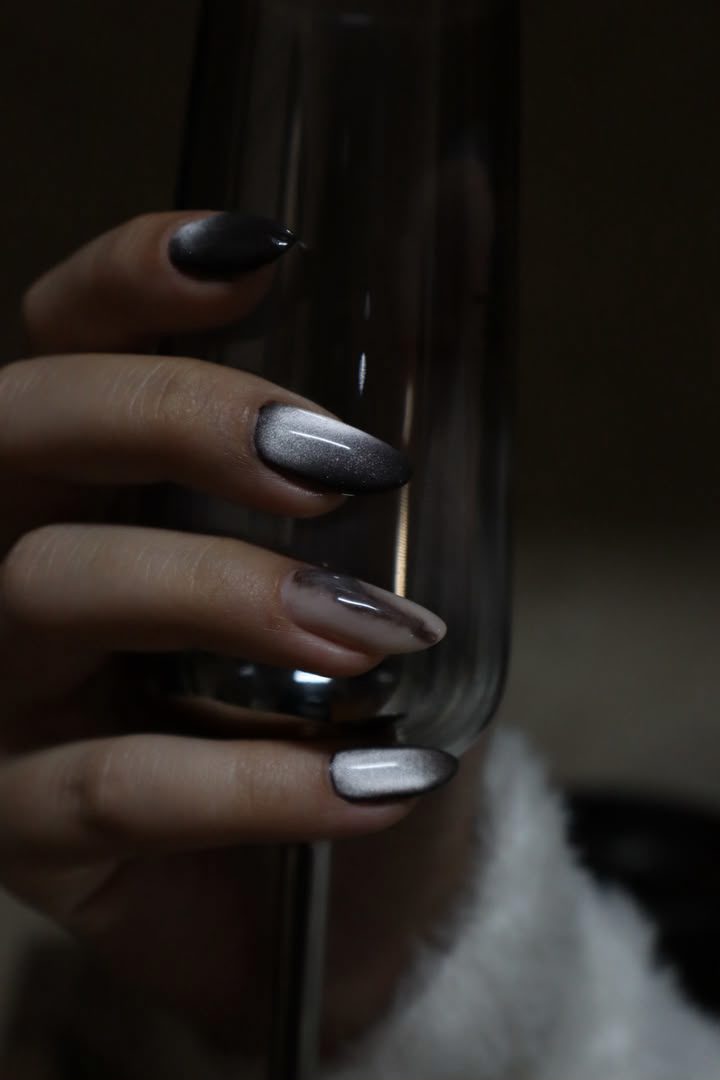 🖤